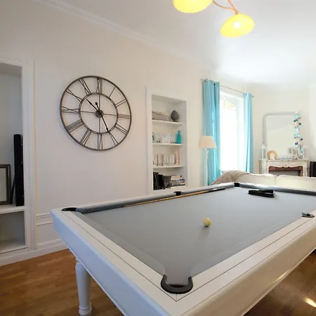 A L'aube De Troyes B&B 4*