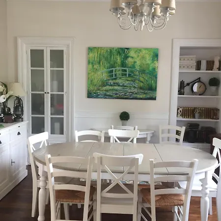 A L'aube De Troyes Sainte-Savine