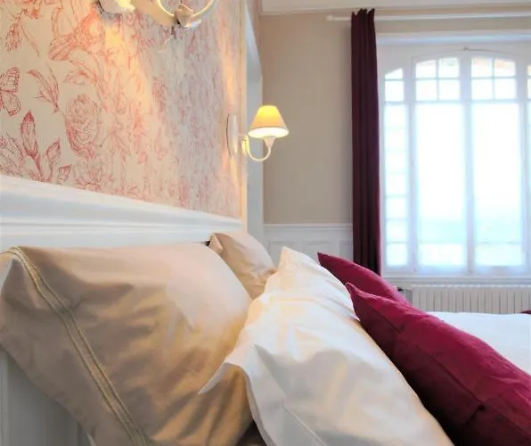 Bed & Breakfast A L'aube De Troyes 4*